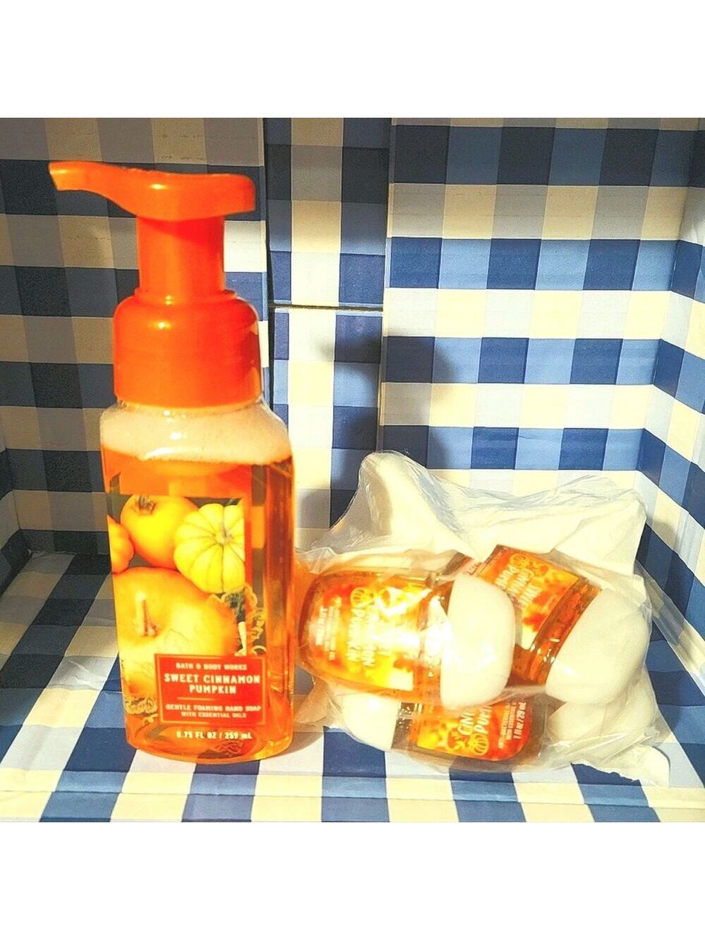 Bath & Body Works Sweet Cinnamon Pumpkin Hand Soap Sanitizers Set